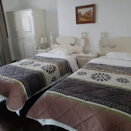 Pensao Residencial Teresinha Πανσιόν 2*