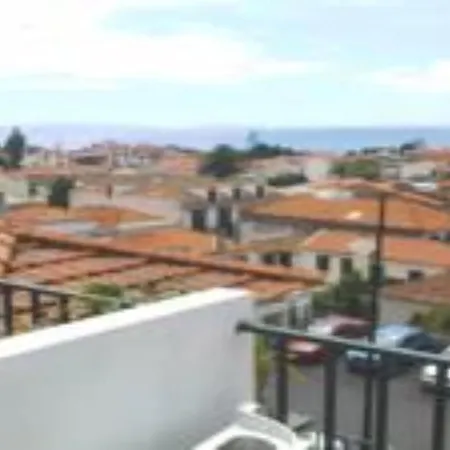 בית הארחה Pensao Residencial Teresinha