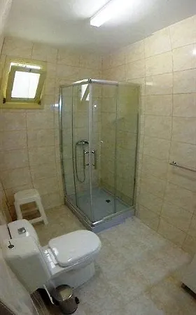 Pensao Residencial Teresinha 2* פונשל