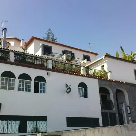 Pensao Residencial Teresinha בית הארחה 2*