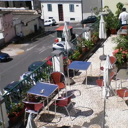 בית הארחה Pensao Residencial Teresinha