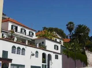 Pensao Residencial Teresinha 2* פונשל