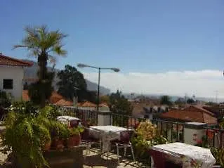 Pensao Residencial Teresinha פונשל