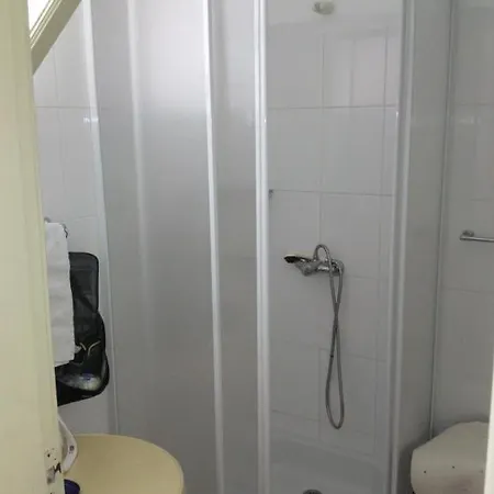 Pensao Residencial Teresinha 2*