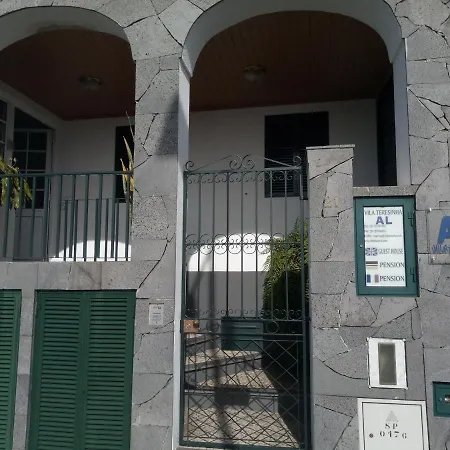 בית הארחה Pensao Residencial Teresinha פונשל